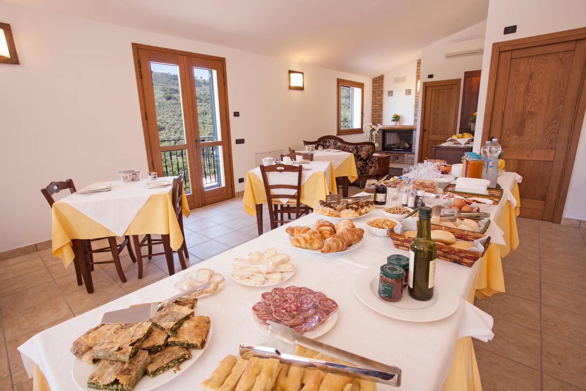 Agriturismo Benza Imperia Eksteriør billede